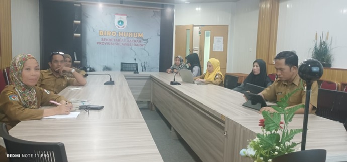 Bagian PerUU Kabupaten/Kota pada Biro Hukum Kaji Ranperda Standar Belanja Mamuju 2026 